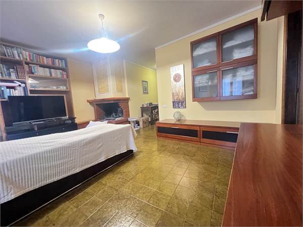 Spoleto appartamento in affitto